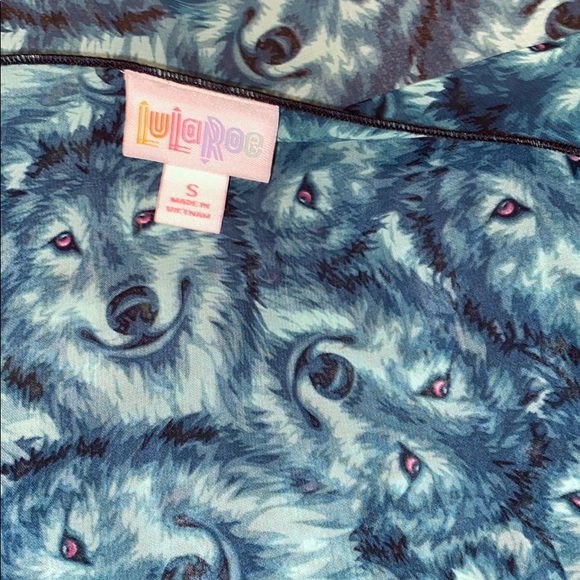 LuLaRoe Teal Wolves Sheer Kimono with black fringe - Picture 5 of 5